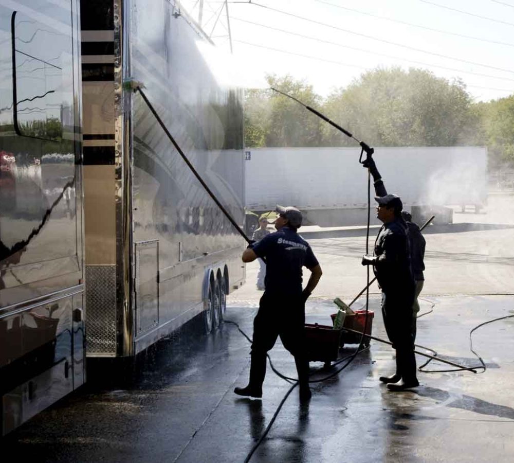 cleaning-large-bus